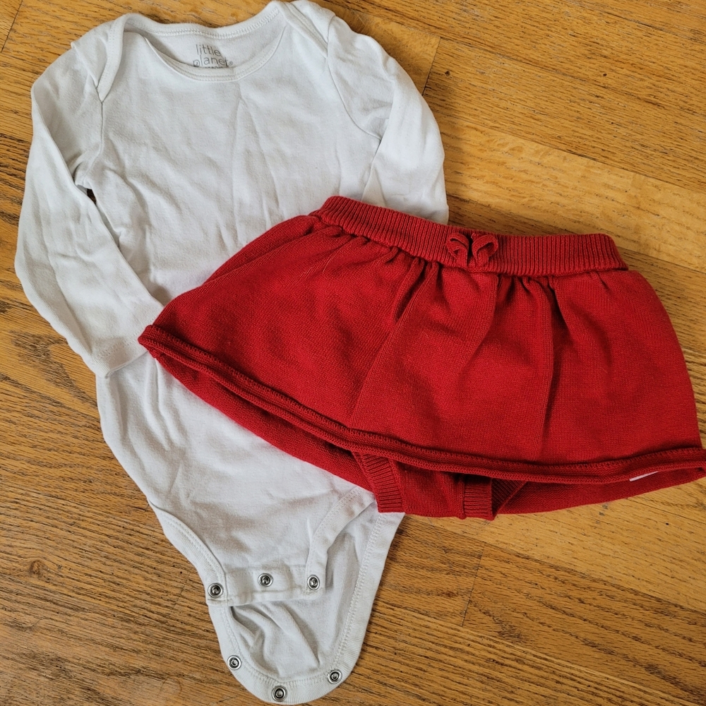 Little Planet Organic long sleeve body suit and knit skirt, 18 months